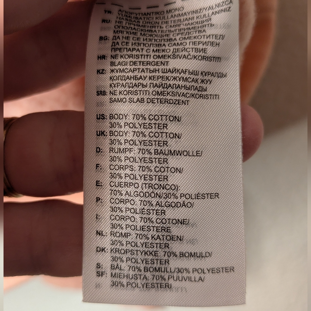 adidas Peach Crewneck - Picture 5 of 7